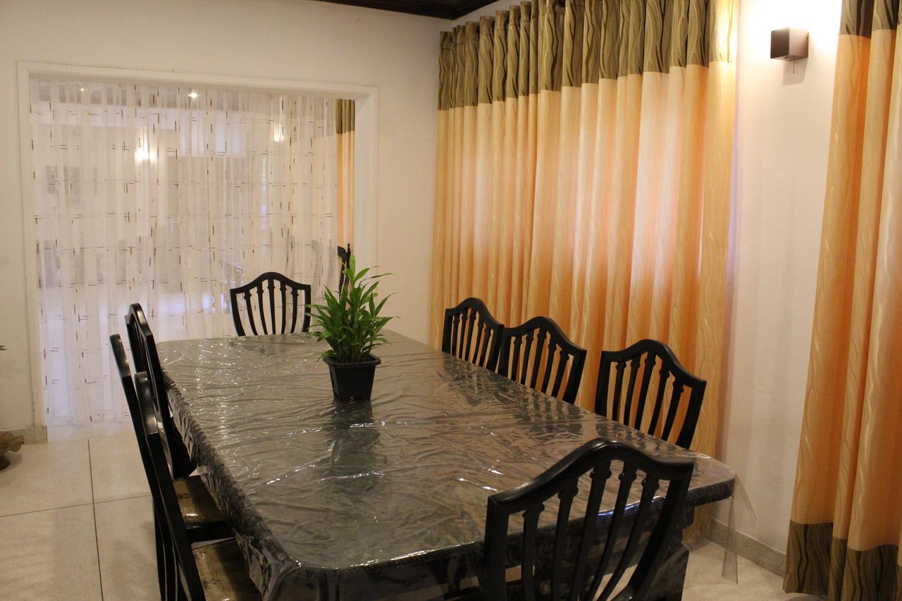 Nirmala Hotel And Restaurant Polonnaruwa Zewnętrze zdjęcie