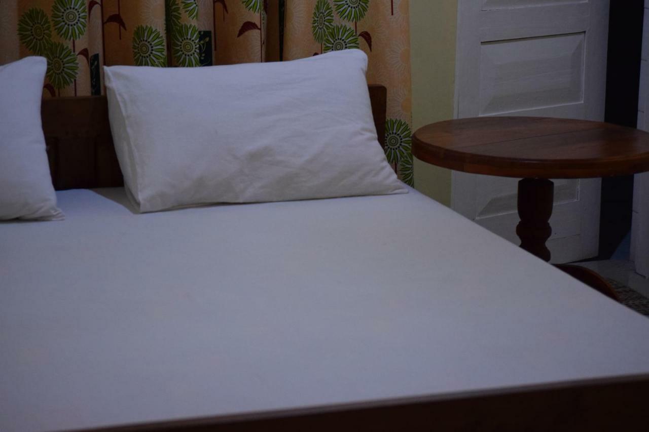 Nirmala Hotel And Restaurant Polonnaruwa Zewnętrze zdjęcie