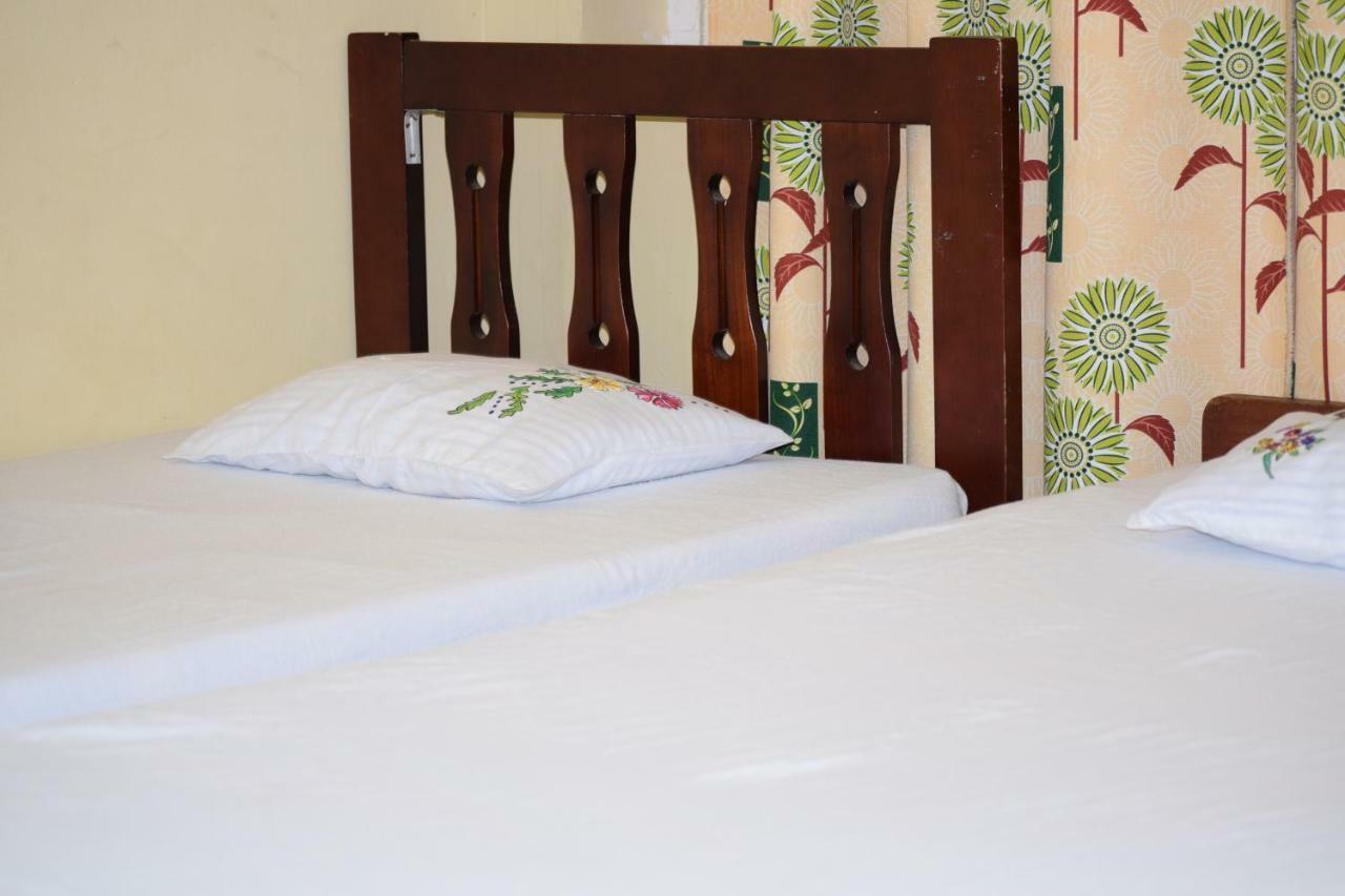 Nirmala Hotel And Restaurant Polonnaruwa Zewnętrze zdjęcie